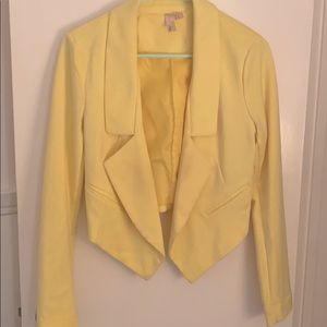 Light yellow blazer